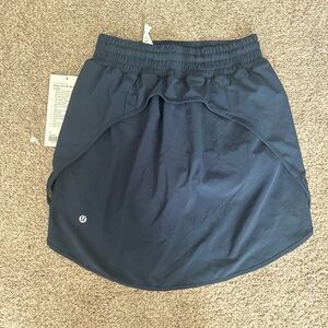 Lululemon hotty hot long skort size 4